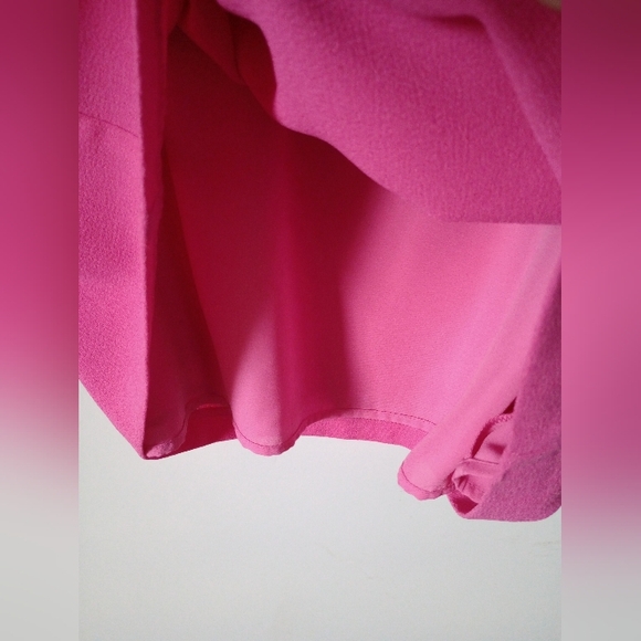 Elegant Pink Ruffle Sleeve Dress Size Medium - Picture 7 of 12